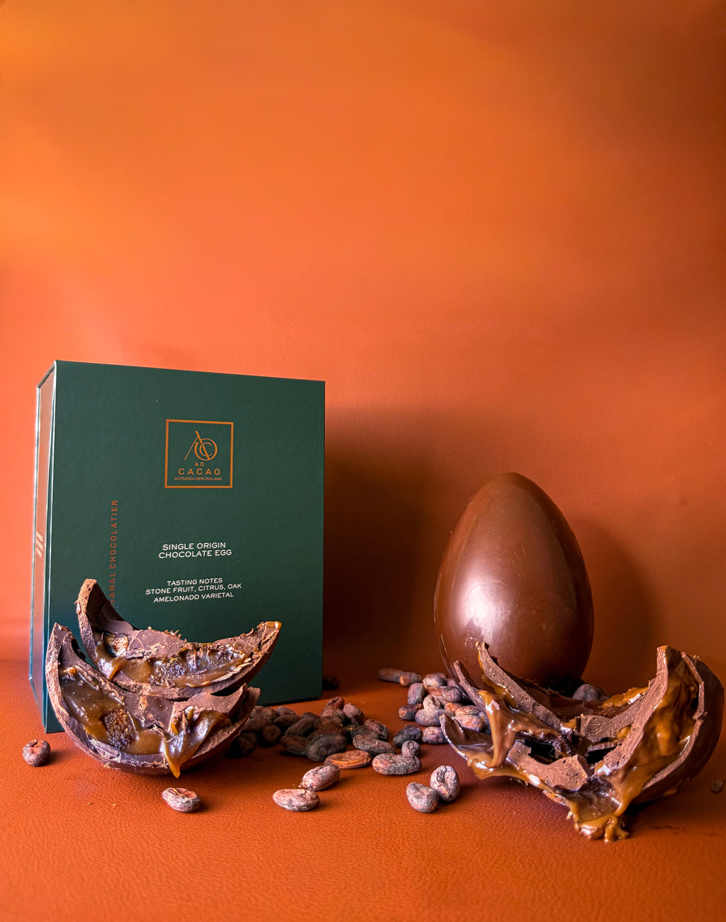 Sticky Toffee Noisette Caramel Chocolate Easter Egg 530g